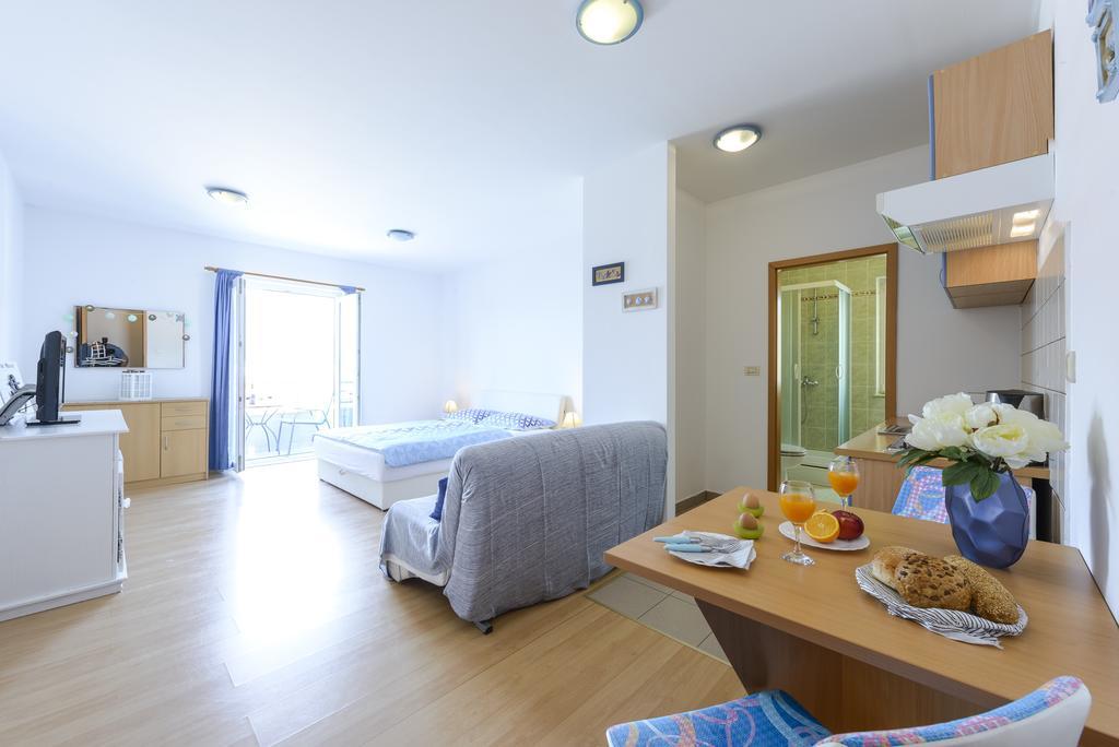 Red Coral Apartman *